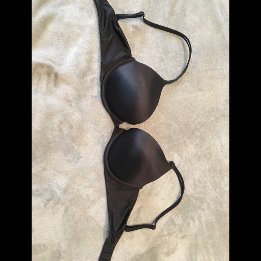 Black Victoria’s Secret Push up bra